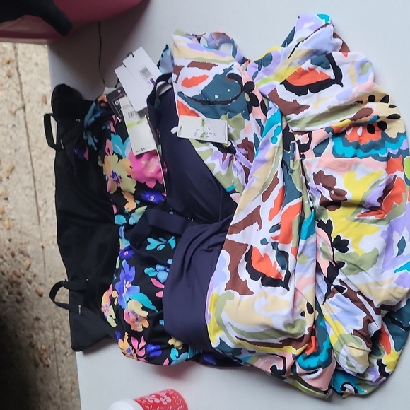 Swimwear Anne Cole, Calvin Klein, macys 4 for 1 one pc and 3 tankinis NWT 18 W - Picture 1 of 8